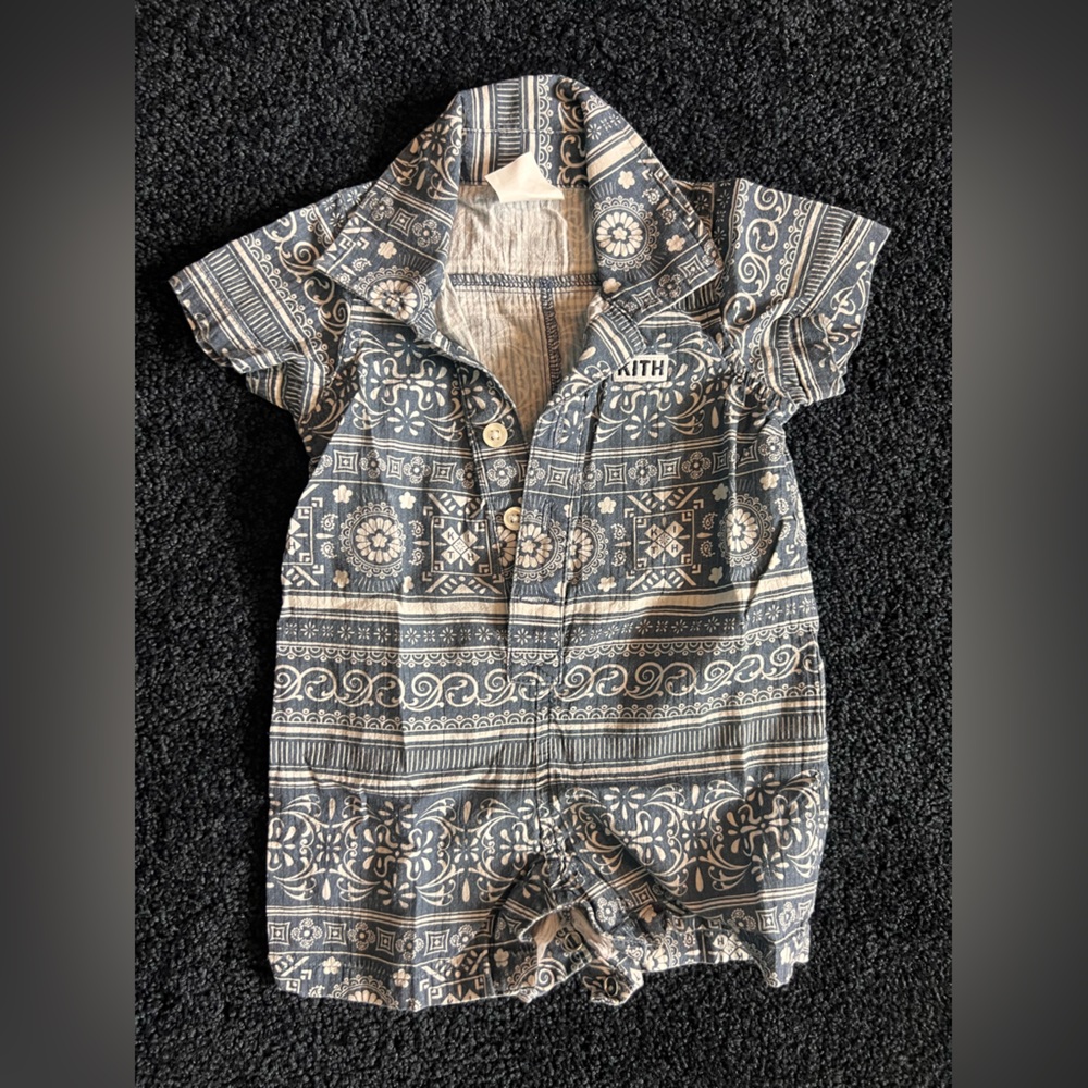 Kith Infant Patterned Kids Rumper - Picture 1 of 3